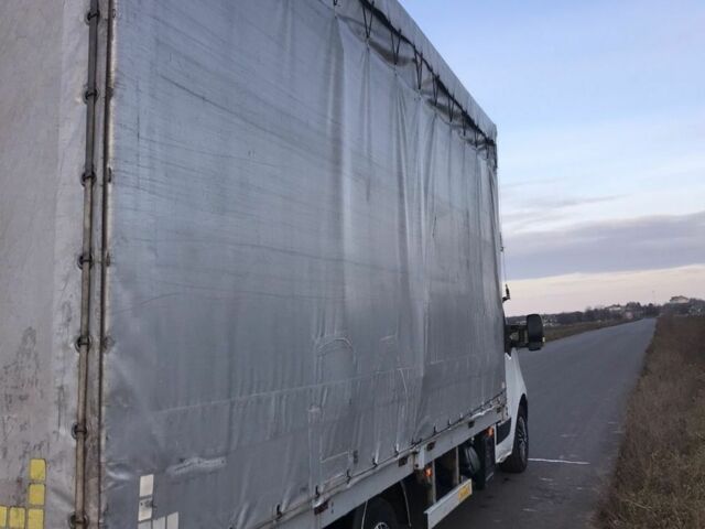 Белый Рено Мастер, объемом двигателя 2.3 л и пробегом 420 тыс. км за 13500 $, фото 12 на Automoto.ua