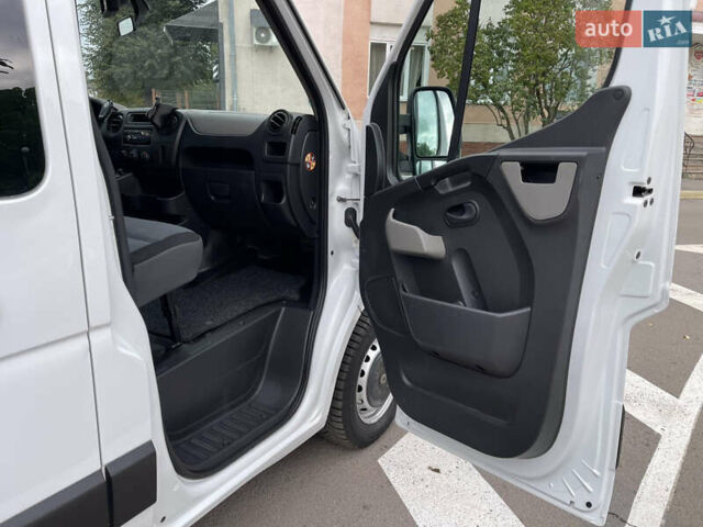 Рено Мастєр 2015 у Радивилове на Automoto.ua Білий Рено Мастєр, об'ємом двигуна 2.3 л та пробігом 280 тис. км за 14500 $, фото 38 на Automoto.ua