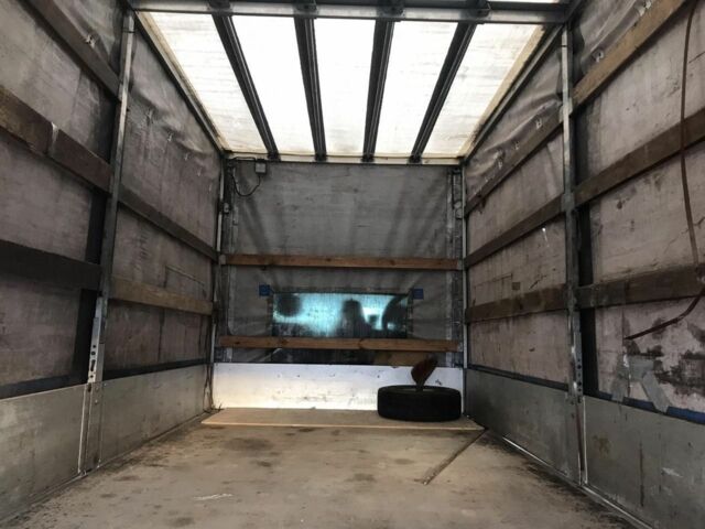 Белый Рено Мастер, объемом двигателя 2.3 л и пробегом 420 тыс. км за 13500 $, фото 10 на Automoto.ua