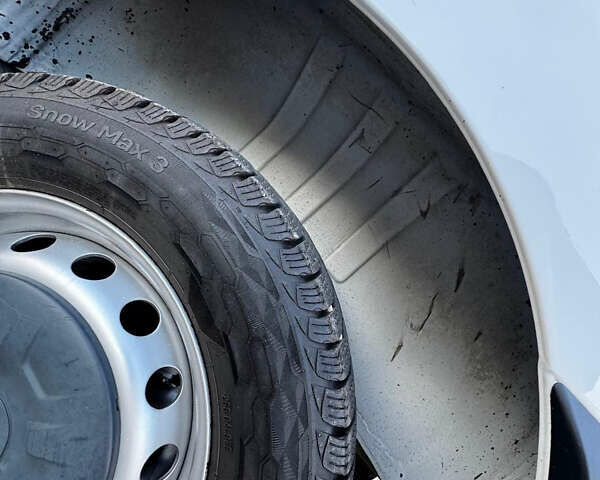 Білий Рено Мастєр, об'ємом двигуна 2.3 л та пробігом 240 тис. км за 16700 $, фото 28 на Automoto.ua