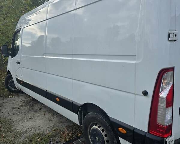 Рено Мастер 2015 в Черкассах на Automoto.ua Белый Рено Мастер, объемом двигателя 2.3 л и пробегом 468 тыс. км за 12900 $, фото 3 на Automoto.ua