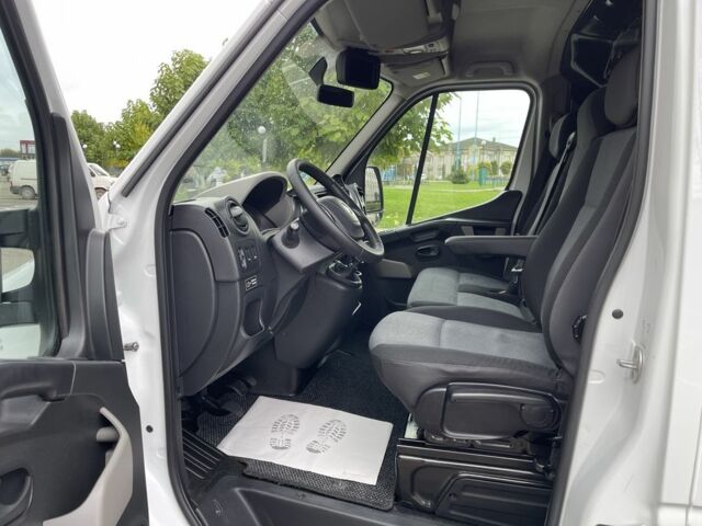 Рено Мастер 2015 в Радивилове на Automoto.ua Белый Рено Мастер, объемом двигателя 2.3 л и пробегом 280 тыс. км за 14500 $, фото 9 на Automoto.ua