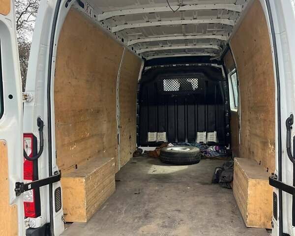 Білий Рено Мастєр, об'ємом двигуна 2.3 л та пробігом 494 тис. км за 12800 $, фото 6 на Automoto.ua