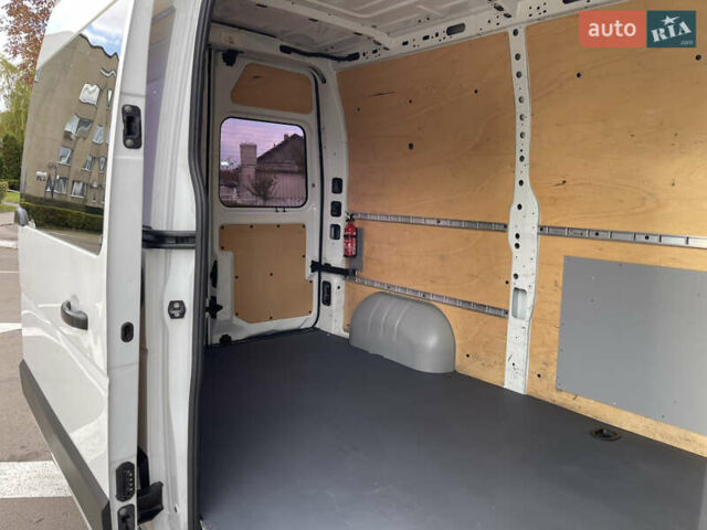 Рено Мастєр 2015 у Радивилове на Automoto.ua Білий Рено Мастєр, об'ємом двигуна 2.3 л та пробігом 280 тис. км за 14500 $, фото 46 на Automoto.ua