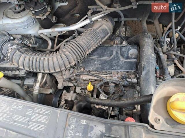 Білий Рено Мастєр, об'ємом двигуна 2.3 л та пробігом 320 тис. км за 12800 $, фото 5 на Automoto.ua