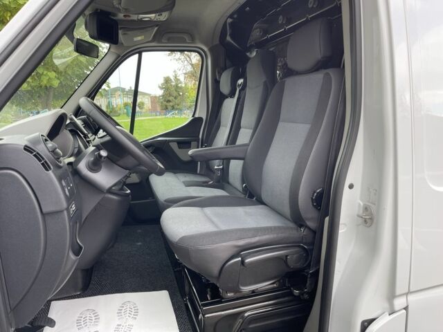 Рено Мастер 2015 в Радивилове на Automoto.ua Белый Рено Мастер, объемом двигателя 2.3 л и пробегом 280 тыс. км за 14500 $, фото 10 на Automoto.ua