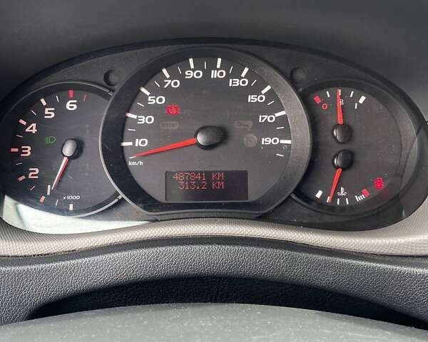Білий Рено Мастєр, об'ємом двигуна 2.3 л та пробігом 494 тис. км за 12800 $, фото 13 на Automoto.ua