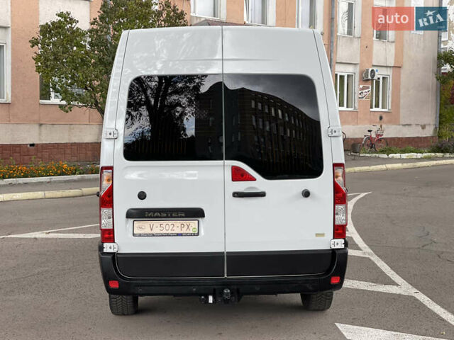 Рено Мастєр 2015 у Радивилове на Automoto.ua Білий Рено Мастєр, об'ємом двигуна 2.3 л та пробігом 280 тис. км за 14500 $, фото 5 на Automoto.ua