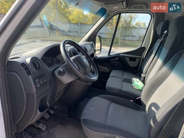 Білий Рено Мастєр, об'ємом двигуна 2.3 л та пробігом 294 тис. км за 14000 $, фото 17 на Automoto.ua