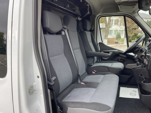 Рено Мастер 2015 в Радивилове на Automoto.ua Белый Рено Мастер, объемом двигателя 2.3 л и пробегом 280 тыс. км за 14500 $, фото 14 на Automoto.ua