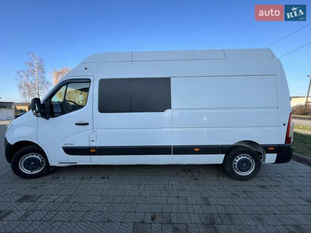 Белый Рено Мастер, объемом двигателя 2.3 л и пробегом 224 тыс. км за 14500 $, фото 3 на Automoto.ua
