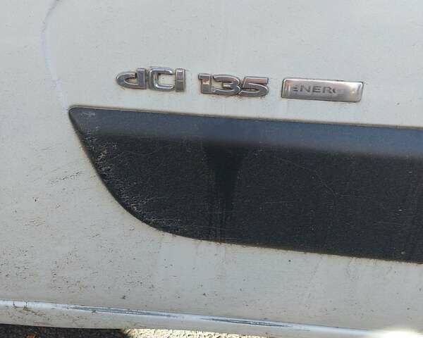 Білий Рено Мастєр, об'ємом двигуна 2.3 л та пробігом 250 тис. км за 12800 $, фото 26 на Automoto.ua