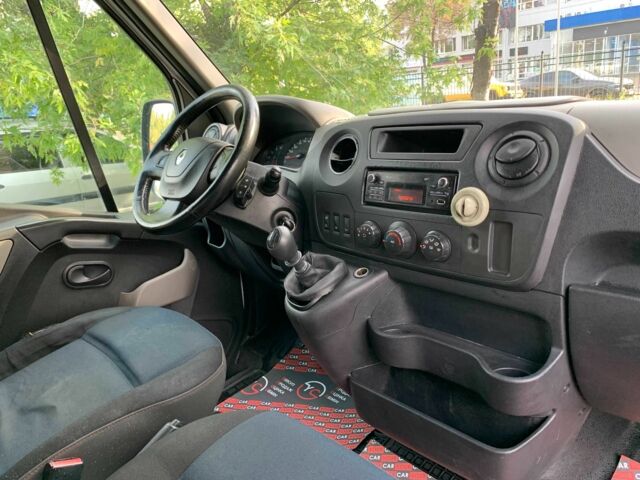 Белый Рено Мастер, объемом двигателя 2.3 л и пробегом 454 тыс. км за 9800 $, фото 21 на Automoto.ua