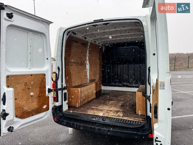 Белый Рено Мастер, объемом двигателя 2.3 л и пробегом 262 тыс. км за 12200 $, фото 6 на Automoto.ua