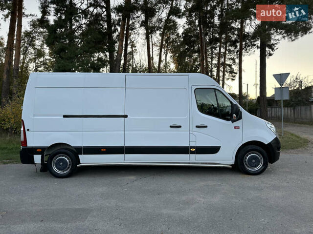 Білий Рено Мастєр, об'ємом двигуна 2.3 л та пробігом 135 тис. км за 17950 $, фото 3 на Automoto.ua