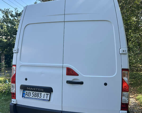 Білий Рено Мастєр, об'ємом двигуна 2.3 л та пробігом 459 тис. км за 13600 $, фото 3 на Automoto.ua