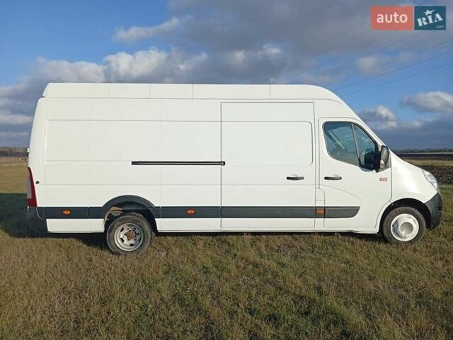 Белый Рено Мастер, объемом двигателя 2.3 л и пробегом 150 тыс. км за 16500 $, фото 2 на Automoto.ua