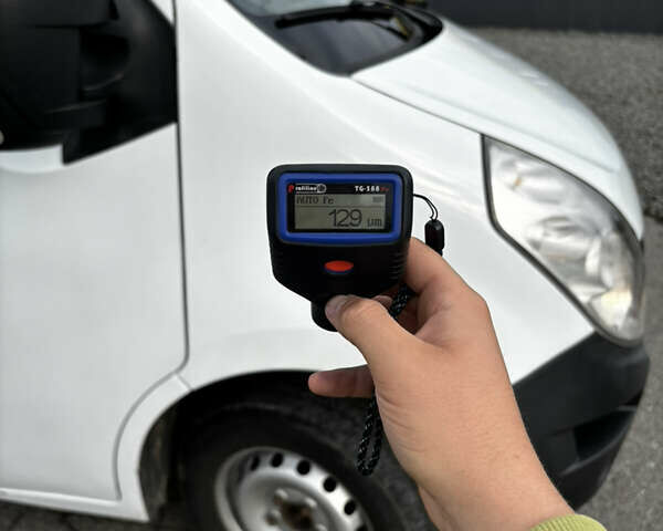 Белый Рено Мастер, объемом двигателя 2.3 л и пробегом 256 тыс. км за 14500 $, фото 22 на Automoto.ua