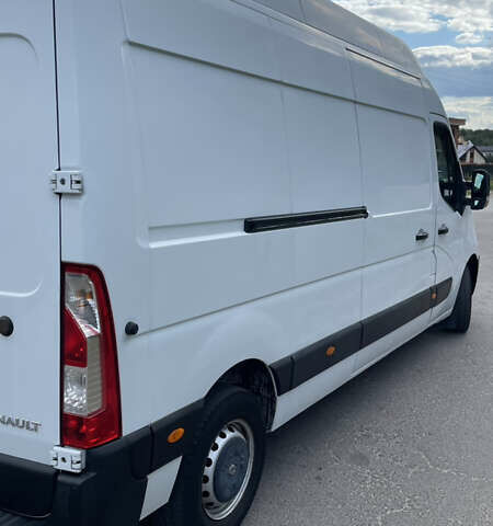 Белый Рено Мастер, объемом двигателя 2.3 л и пробегом 315 тыс. км за 14800 $, фото 5 на Automoto.ua