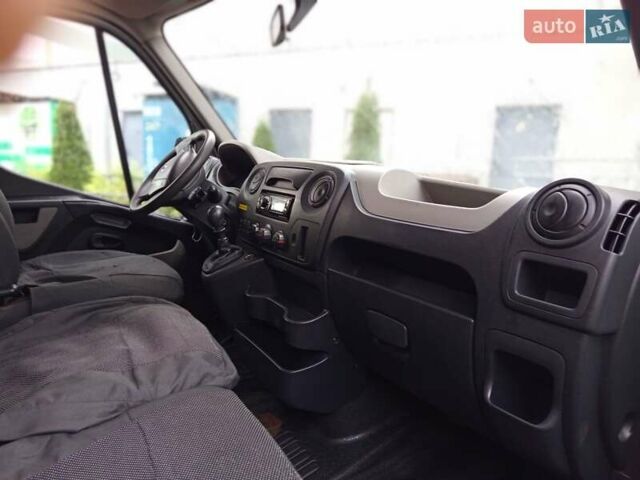 Рено Мастер 2016 в Киеве на Automoto.ua Белый Рено Мастер, объемом двигателя 2.3 л и пробегом 330 тыс. км за 13300 $, фото 3 на Automoto.ua