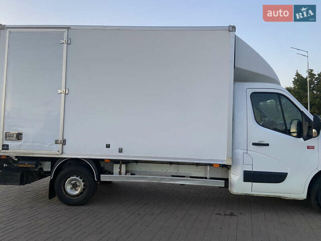 Білий Рено Мастєр, об'ємом двигуна 2.3 л та пробігом 344 тис. км за 15300 $, фото 9 на Automoto.ua