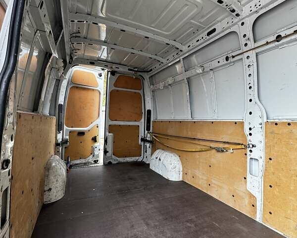 Білий Рено Мастєр, об'ємом двигуна 2.3 л та пробігом 640 тис. км за 13600 $, фото 15 на Automoto.ua