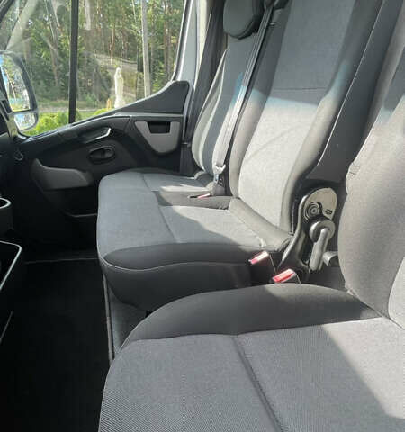 Белый Рено Мастер, объемом двигателя 2.3 л и пробегом 315 тыс. км за 14800 $, фото 33 на Automoto.ua