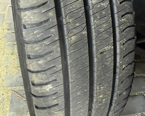 Белый Рено Мастер, объемом двигателя 2.3 л и пробегом 281 тыс. км за 14000 $, фото 29 на Automoto.ua