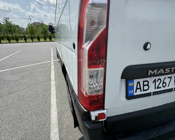 Білий Рено Мастєр, об'ємом двигуна 2.3 л та пробігом 449 тис. км за 12500 $, фото 7 на Automoto.ua