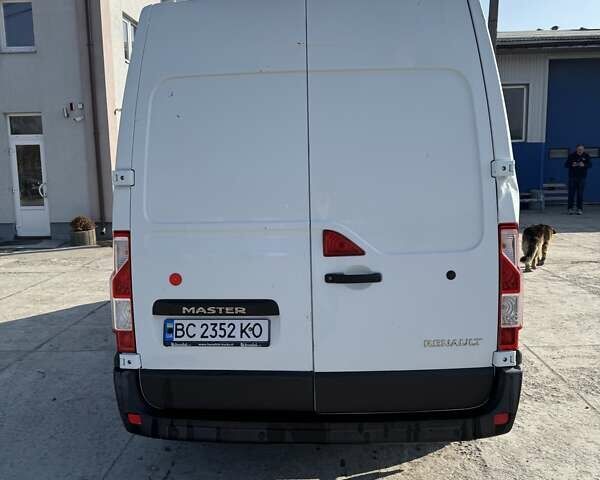 Белый Рено Мастер, объемом двигателя 2.3 л и пробегом 217 тыс. км за 13500 $, фото 5 на Automoto.ua