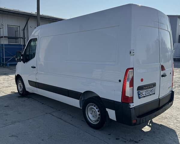 Рено Мастер 2016 в Львове на Automoto.ua Белый Рено Мастер, объемом двигателя 2.3 л и пробегом 260 тыс. км за 10800 $, фото 6 на Automoto.ua