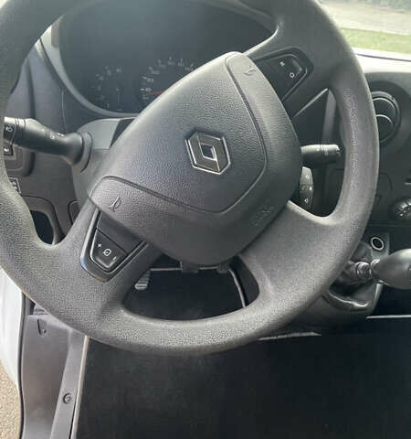 Белый Рено Мастер, объемом двигателя 2.3 л и пробегом 315 тыс. км за 14800 $, фото 32 на Automoto.ua