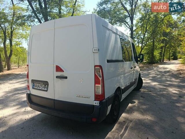 Белый Рено Мастер, объемом двигателя 2.3 л и пробегом 239 тыс. км за 13300 $, фото 7 на Automoto.ua