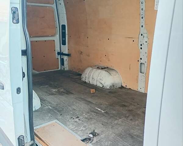 Белый Рено Мастер, объемом двигателя 2.3 л и пробегом 185 тыс. км за 17299 $, фото 5 на Automoto.ua