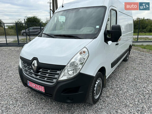 Белый Рено Мастер, объемом двигателя 2.3 л и пробегом 242 тыс. км за 16200 $, фото 1 на Automoto.ua