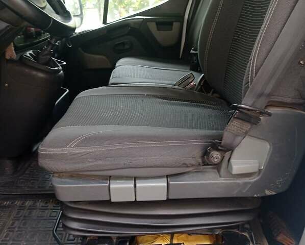 Белый Рено Мастер, объемом двигателя 2.3 л и пробегом 248 тыс. км за 13800 $, фото 10 на Automoto.ua