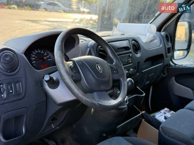 Белый Рено Мастер, объемом двигателя 2.3 л и пробегом 293 тыс. км за 13000 $, фото 9 на Automoto.ua