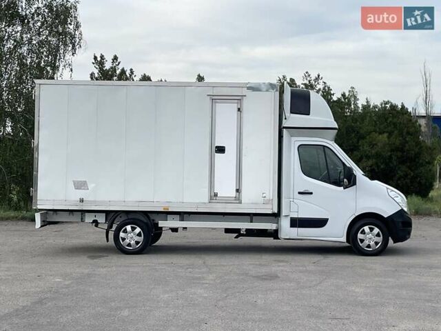 Белый Рено Мастер, объемом двигателя 2.3 л и пробегом 245 тыс. км за 17900 $, фото 7 на Automoto.ua