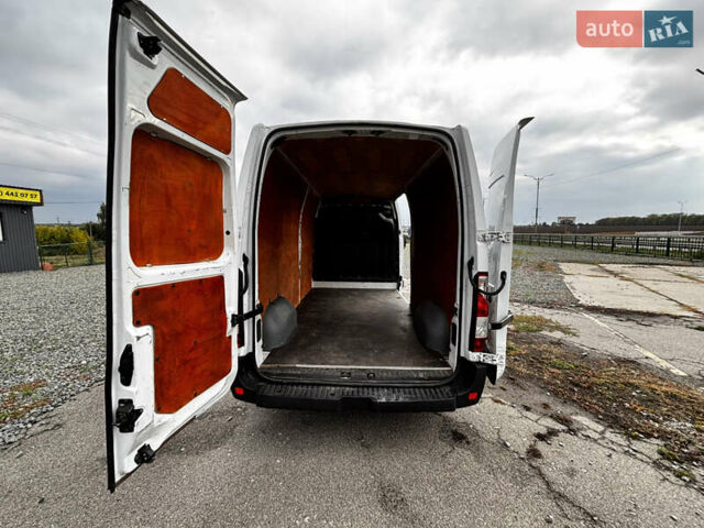 Белый Рено Мастер, объемом двигателя 2.3 л и пробегом 256 тыс. км за 14500 $, фото 8 на Automoto.ua