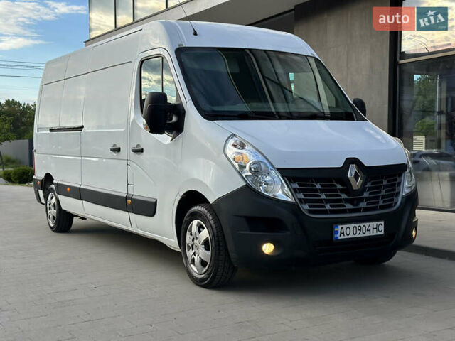 Белый Рено Мастер, объемом двигателя 2.3 л и пробегом 390 тыс. км за 13500 $, фото 1 на Automoto.ua