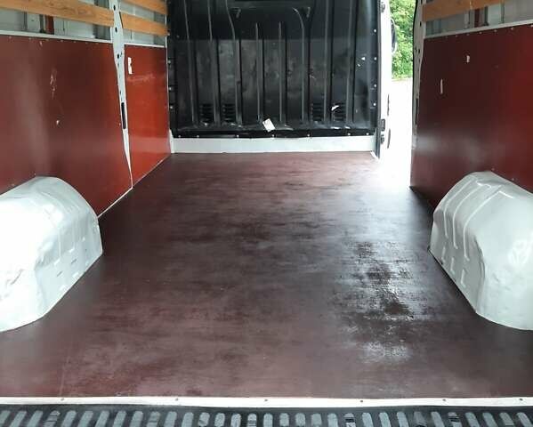 Белый Рено Мастер, объемом двигателя 0 л и пробегом 296 тыс. км за 16300 $, фото 25 на Automoto.ua
