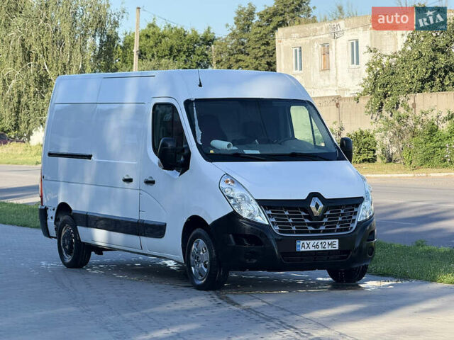 Белый Рено Мастер, объемом двигателя 2.3 л и пробегом 293 тыс. км за 13000 $, фото 4 на Automoto.ua