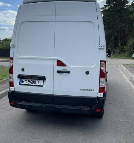 Белый Рено Мастер, объемом двигателя 2.3 л и пробегом 315 тыс. км за 14800 $, фото 6 на Automoto.ua
