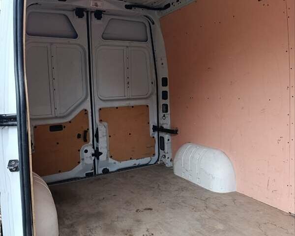Белый Рено Мастер, объемом двигателя 2.3 л и пробегом 293 тыс. км за 14366 $, фото 13 на Automoto.ua