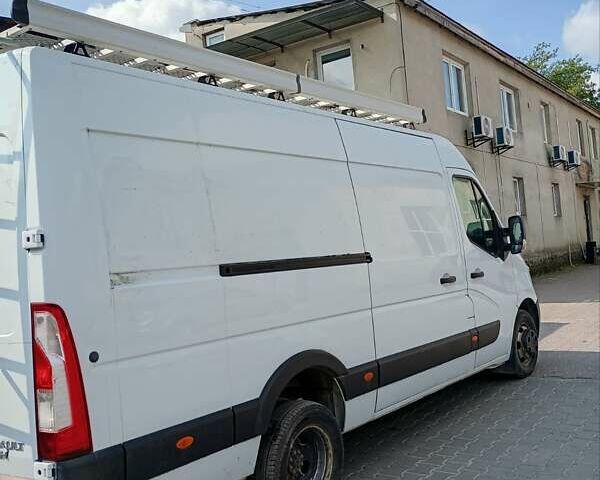 Белый Рено Мастер, объемом двигателя 2.3 л и пробегом 185 тыс. км за 17299 $, фото 3 на Automoto.ua