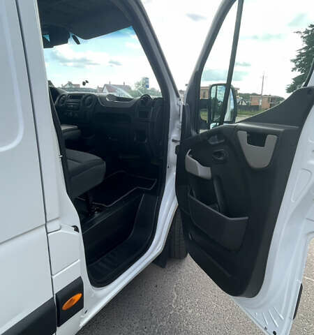 Белый Рено Мастер, объемом двигателя 2.3 л и пробегом 315 тыс. км за 14800 $, фото 15 на Automoto.ua