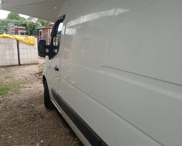 Белый Рено Мастер, объемом двигателя 2.3 л и пробегом 248 тыс. км за 13800 $, фото 11 на Automoto.ua