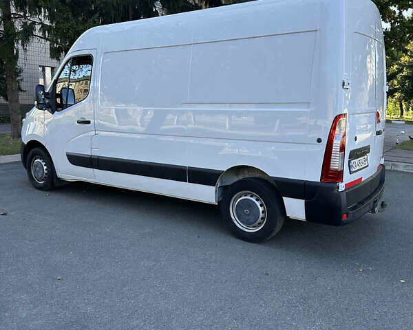 Белый Рено Мастер, объемом двигателя 2.3 л и пробегом 290 тыс. км за 14500 $, фото 4 на Automoto.ua