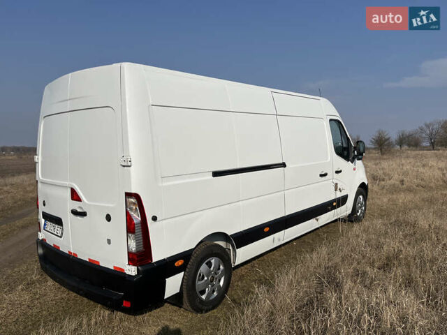 Белый Рено Мастер, объемом двигателя 2.3 л и пробегом 246 тыс. км за 17600 $, фото 4 на Automoto.ua