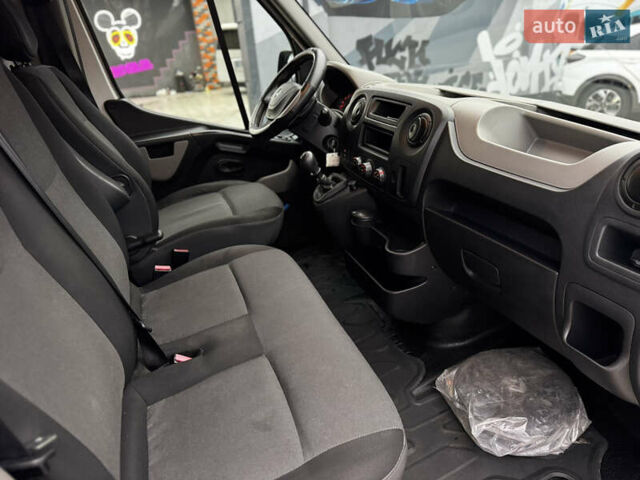 Білий Рено Мастєр, об'ємом двигуна 2.3 л та пробігом 80 тис. км за 17500 $, фото 29 на Automoto.ua